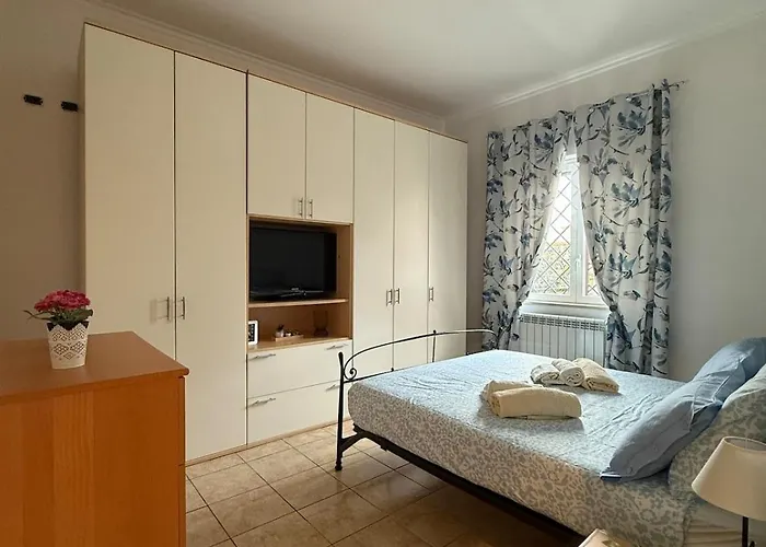 Apartment Due Leoni House